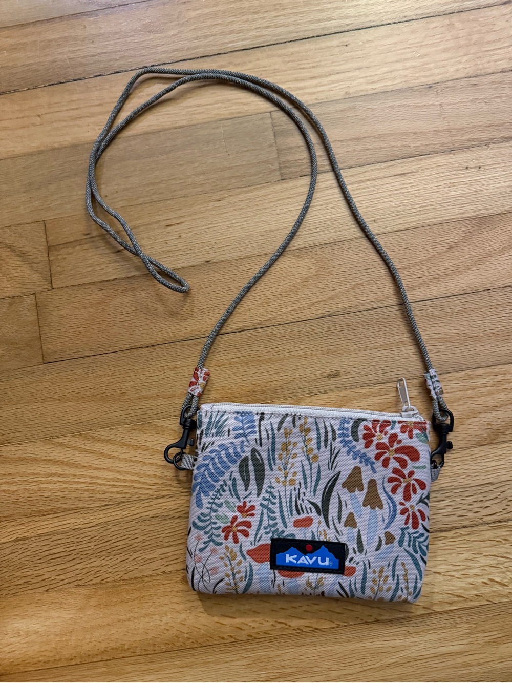 Kavu Floral Crossbody Pouch in Cream, Blue, Green & Red
